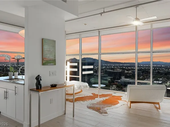 353 E Bonneville Ave Unit 1305, Las Vegas, NV 89101