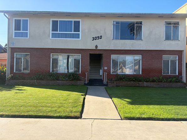 3050 E 2nd St APT 2