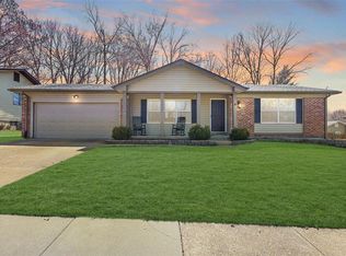 145 Barkwood Trails Dr, Saint Peters, MO