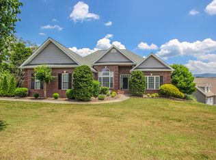 1508 Mint Meadows Dr, Maryville, TN 37803