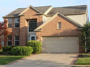 229 Regents Dr, Troy, MI 48084