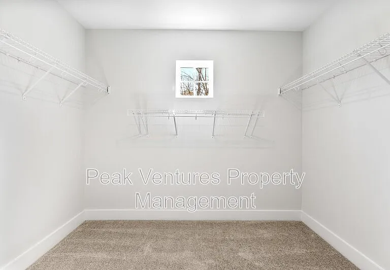 104 Norbert Ln — Photo 11
