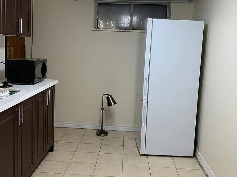 120 Verobeach Blvd #BASEMENT — Photo 8