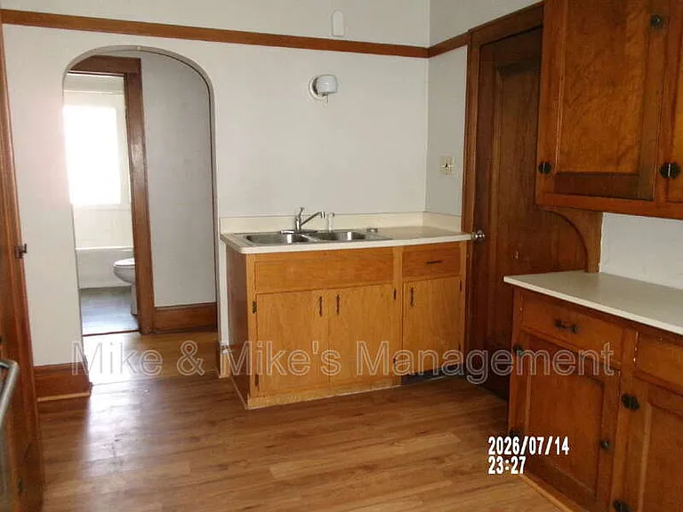 2124 N 60th St — Photo 7