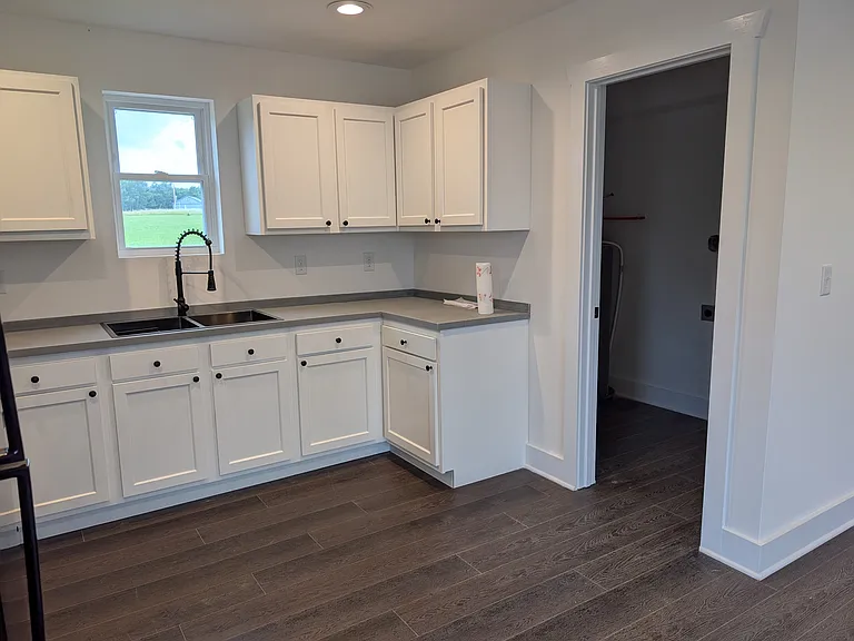 1357 State Route 13 SE #B — Photo 12