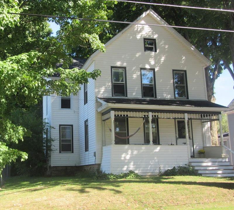 1st image of 31 Grant St