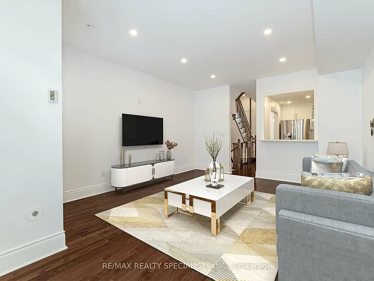 8C Clairtrell Rd — Photo 9