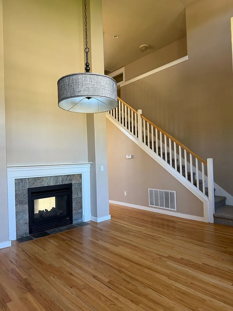 SW Bend - 3 Bed 2.5 Bath -Fenced-Corner lot-Amenities — Photo 4