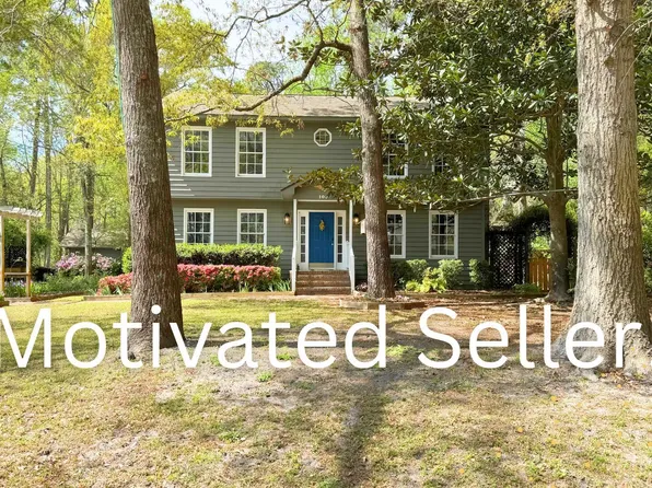 103 Ridge Road, Hampstead, NC 28443