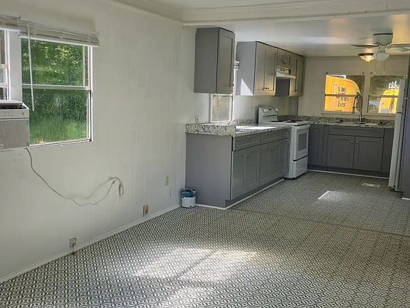 3rd image of 32 Little Pisgah Rd