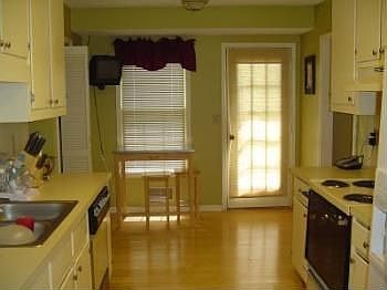 4th image of 3010 Windwood Trl