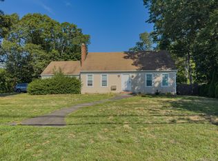 33 Echo Avenue, Miller Place, NY 11764