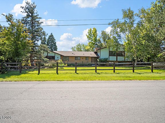 3rd image of 1770 Catalpa Ln