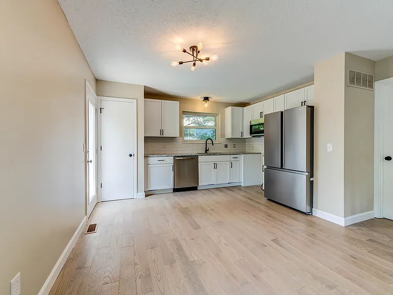 822 Estes Park Dr — Photo 12