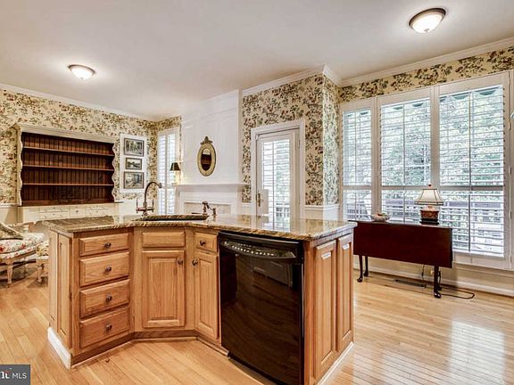 4th image of 6538 Parish Glebe Ln
