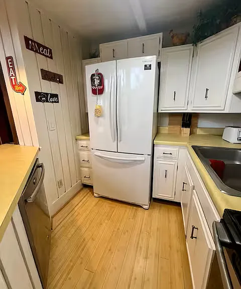 138 Spy Glass Cir #4 — Photo 3