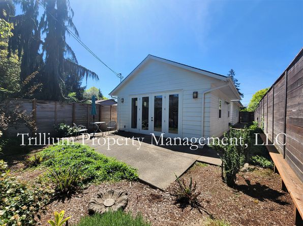 5210 SE 48th Ave #B