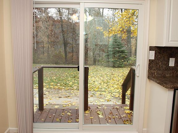 Doorwall to Concrete Patio