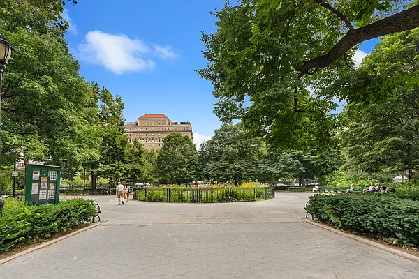 Sold by Compass | media 14