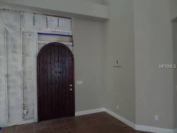 3rd image of 315 S Riverhills Dr