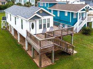 4115 Surf Dr, Galveston, TX 77554