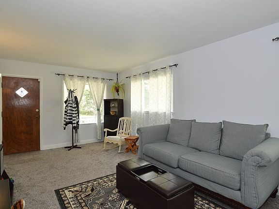 2nd image of 849 10th St