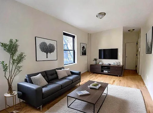 21-47 33rd St #2E Photo 1