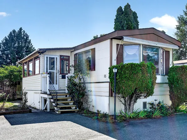 15 Mars Dr, Kamloops, BC V2B 1B3
