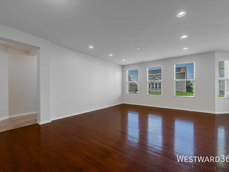 3439 Birch Ln — Photo 9