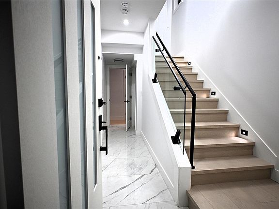 2nd image of 3927 Jingle Pot Rd