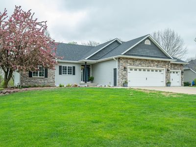 895 SE 61st St, Pleasant Hill, IA, 50327