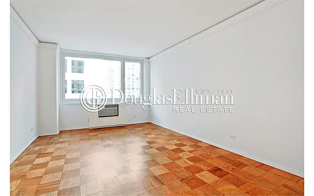 Rented by Douglas Elliman | media 28