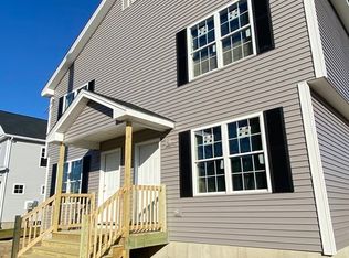 408-410 Central St, Springfield, MA 01105