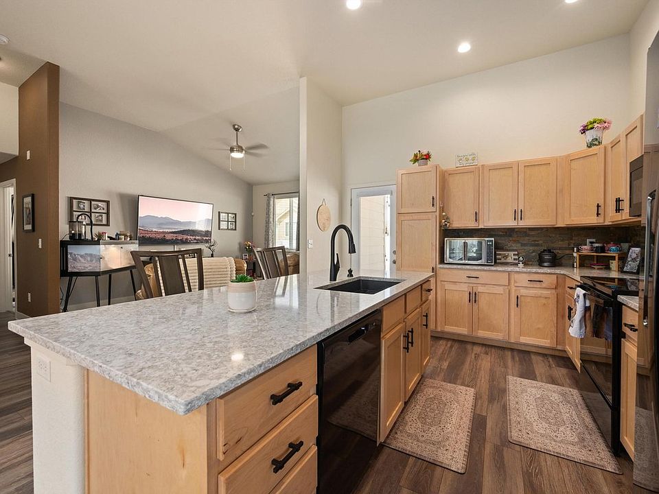 1st image of 2584 Grizzly Pl