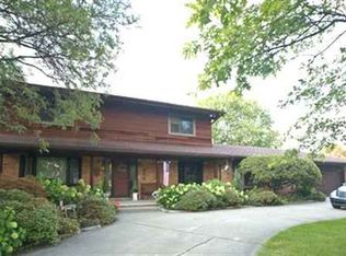 1506 McManus Dr, Troy, MI 48084