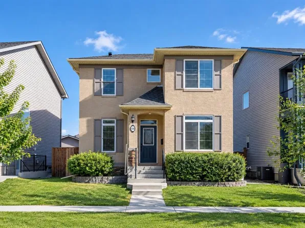195 E Elgin Rise SE, Calgary, AB T2Z 4Z7