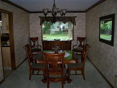 3rd image of 331 Shadydale Dr