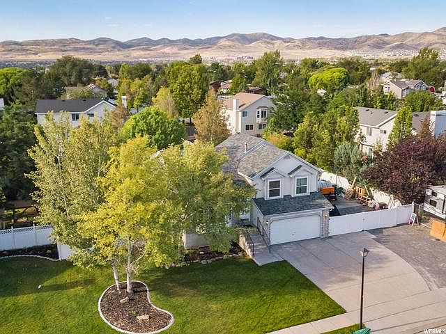 1st image of 2875 W Golden Meadows Dr