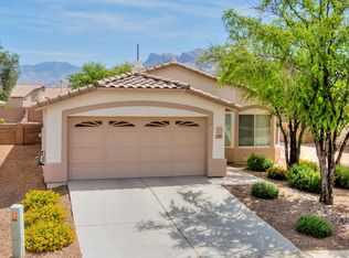 9048 N Sweet Acacia Pl, Tucson, AZ 85742
