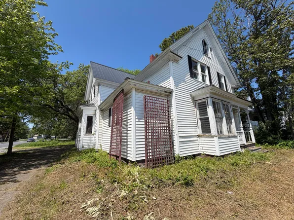 43 Washburn Street, Caribou, ME 04736