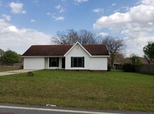 246 Collins Ave, Centerville, GA 31028