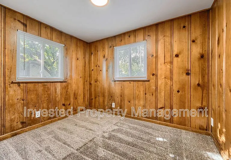 5410 E Asbury Ave — Photo 9