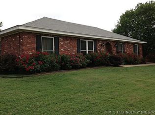 7805 E 55th St, Tulsa, OK 74145