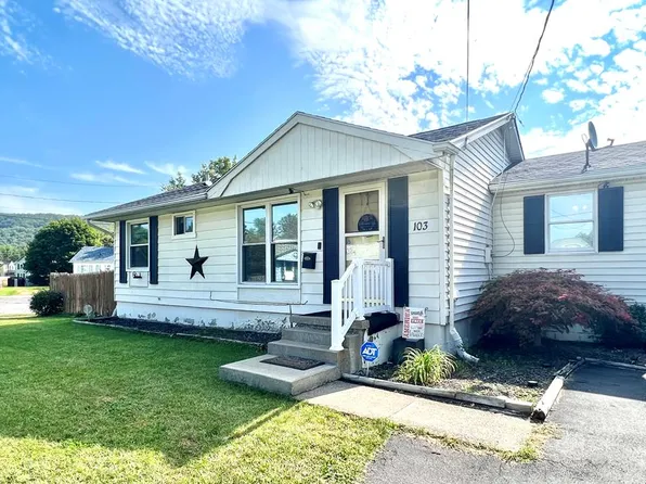 103 Parker Cir, Elmira, NY 14901