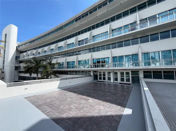 2950 NE 188th St APT 316, Aventura, FL 33180
