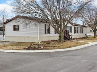 2351 Hiddenview Dr, Newport, MI