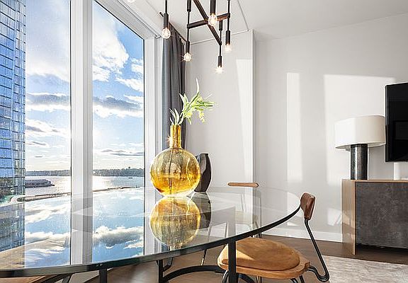 4th image of 645 59th St #403
