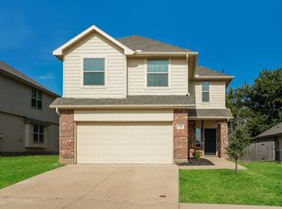 8300 Runner Oak Ln, Fort Worth, TX 76123
