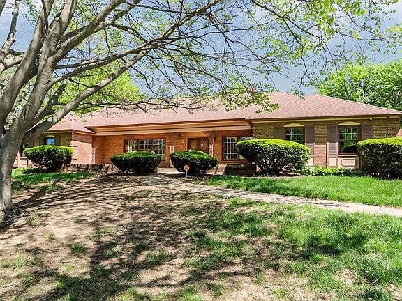 5th image of 5459 Hedgerow Dr