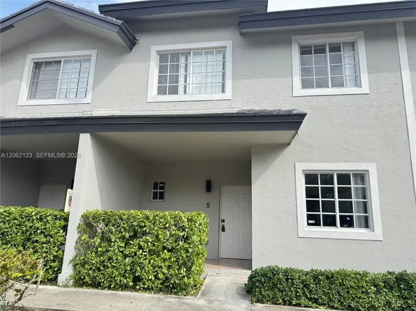 11810 NE 19th Dr APT 5, North Miami, FL 33181